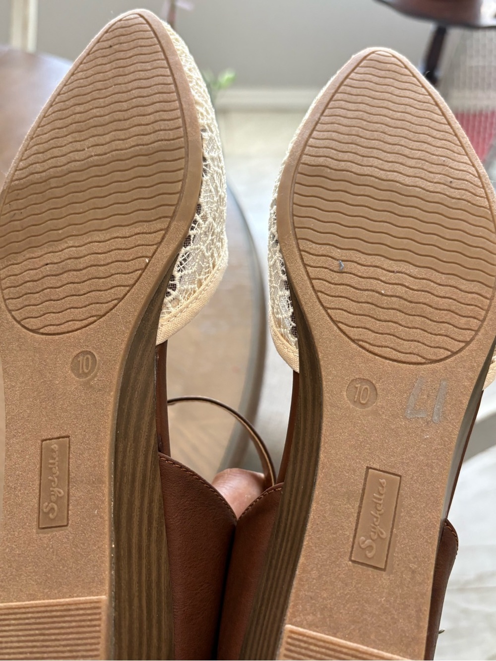 Seychelles Cream Lace Pointed-Toe Flats with Brown Ankle Straps - Picture 6 of 6